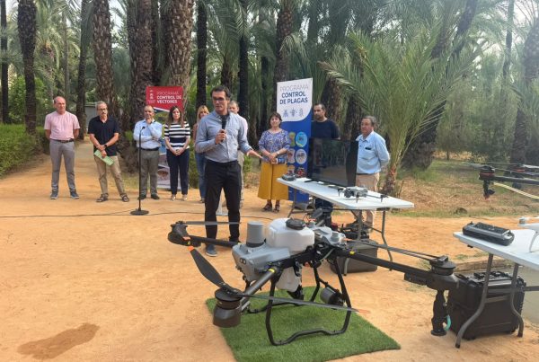 Dron utilizado por Lokímica en los trabajos de control de mosquitos en Murcia